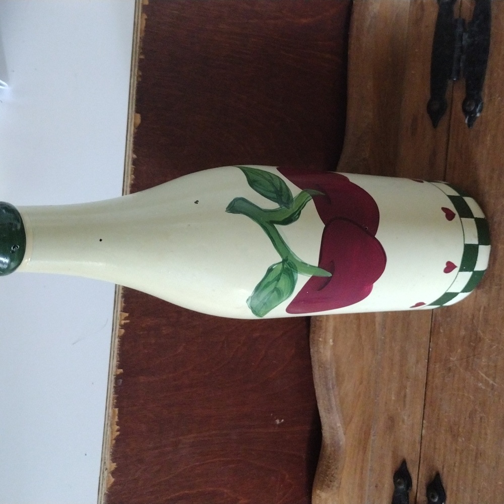 Bottle vase